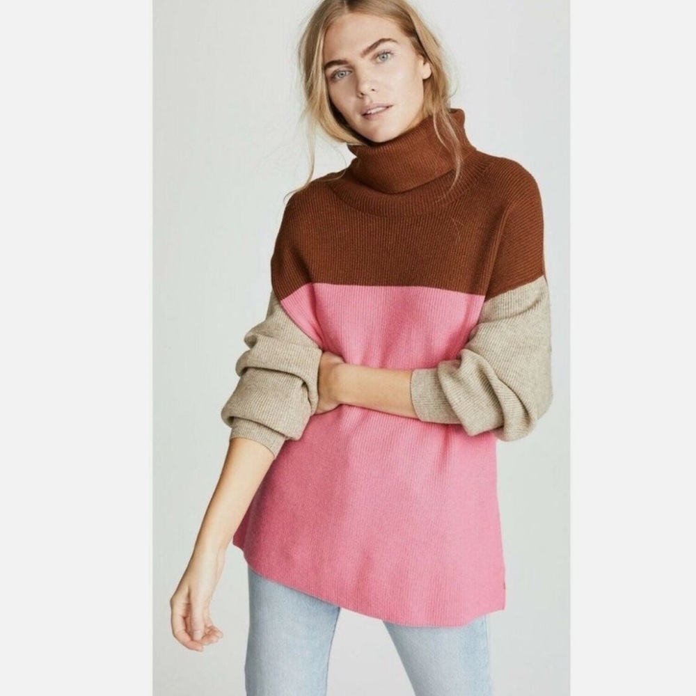 Free People Colorblock Turtleneck Sweater✨